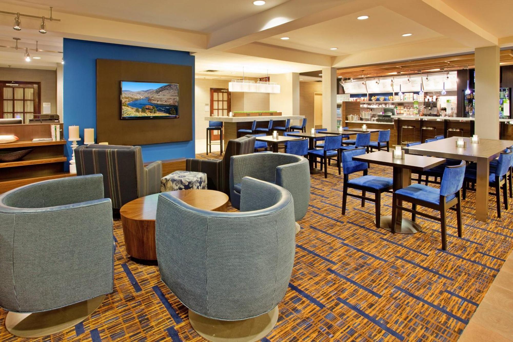 Courtyard Houston Sugar Land/Stafford Hotel Bagian luar foto